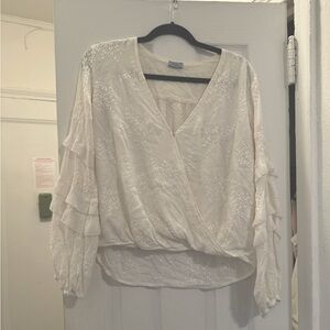 Abbeline White Embroidered Long Sleeve Blouse Size Medium